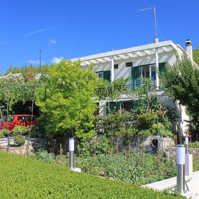 Apartmanok és Szobák Parkolóhellyel Tucepi, Makarska - 6901 Tučepi