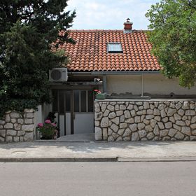 Apartmanok Parkolóhellyel Novi Vinodolski - 5582