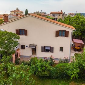 Apartmanok A Tenger Mellett Fazana - 6957 Fažana