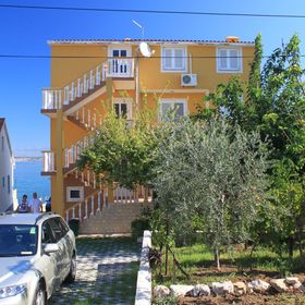 Apartmanok A Tenger Mellett Preko, Ugljan - 8384 Preko