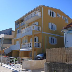 Apartmanok A Tenger Mellett Preko, Ugljan - 8384 Preko