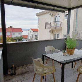 Apartmanok és Szobák Parkolóhellyel Crikvenica - 12305