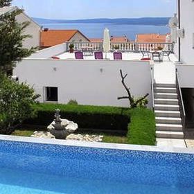 Apartmanok Családok Részére Medencével Crikvenica - 5489