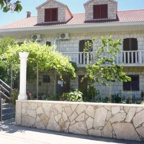 Apartmanok Parkolóhellyel Povlja, Brac - 2922 Povlja