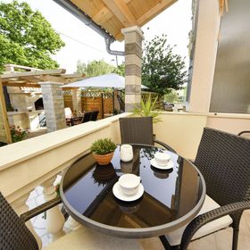 Apartmanok Parkolóhellyel Zadar - 5870