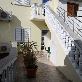 Apartmanok A Tenger Mellett Milna, Hvar - 12244 Milna