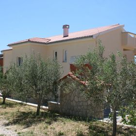 Apartmanok Parkolóhellyel Novalja, Pag - 3294 Novalja