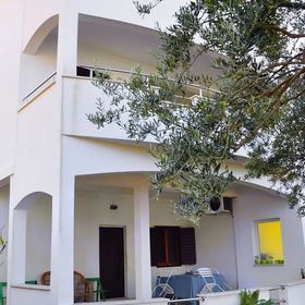 Apartmanok A Tenger Mellett Okrug Gornji, Ciovo - 459 Okrug Gornji