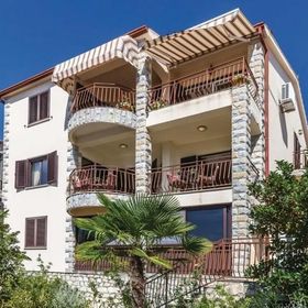 Apartmanok Parkolóhellyel Rabac, Labin - 7441 Rabac