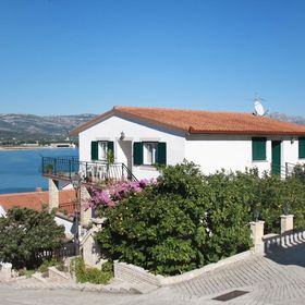 Apartmanok A Tenger Mellett Mastrinka, Ciovo - 2049 Mastrinka