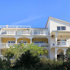 Apartmanok A Tenger Mellett Grebastica, Sibenik - 4254 Grebaštica