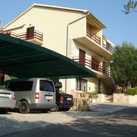 Apartmanok és Szobák A Tenger Mellett Supetarska Draga - Gonar, Rab - 2002 Supetarska Draga - Gonar