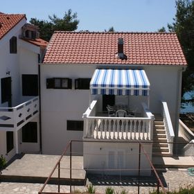 Apartmanok A Tenger Mellett Stara Novalja, Pag - 4143 Stara Novalja