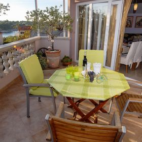 Apartmanok A Tenger Mellett Ugljan - 8468