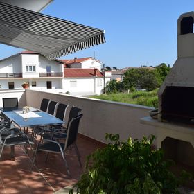 Apartmanok Parkolóhellyel Rab - 12383