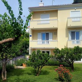 Apartmanok Parkolóhellyel Rab - 12383