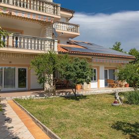 Apartmanok Parkolóhellyel Crikvenica - 5589