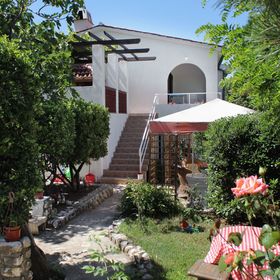 Apartmanok Parkolóhellyel Baska, Krk - 5430 Baška