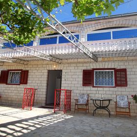 Apartmanok A Tenger Mellett Seget Vranjica, Trogir - 980 Seget Vranjica