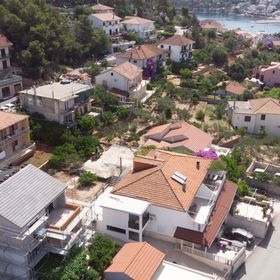 Apartmanok Parkolóhellyel Jelsa, Hvar - 134 Jelsa