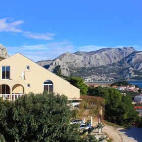 Apartmanok Parkolóhellyel Duce, Omis - 4663 Duće