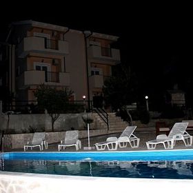 Apartmanok A Tenger Mellett Medencével Posedarje, Novigrad - 6162 Posedarje