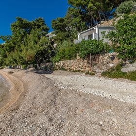 Családi Apartmanok A Tenger Mellett Nemira, Omis - 4277 Nemira