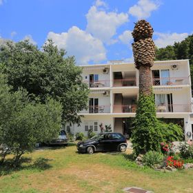 Apartmanok Parkolóhellyel Tucepi, Makarska - 6695 Tučepi