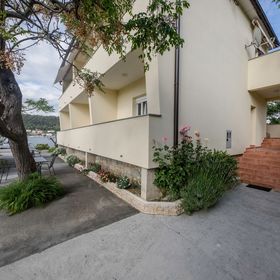 Apartmanok A Tenger Mellett Supetarska Draga - Donja, Rab - 11769 Supetarska Draga - Donja