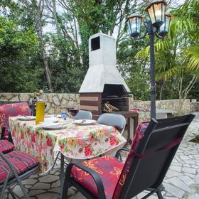 Apartmanok Parkolóhellyel Malinska, Krk - 5456 Malinska