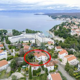 Apartmanok Parkolóhellyel Malinska, Krk - 5456 Malinska