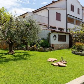 Apartmanok Parkolóhellyel Porec - 6922 Poreč