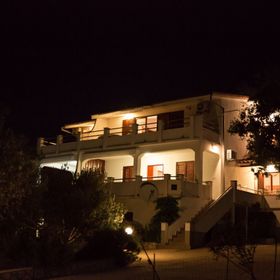 Apartmanok A Tenger Mellett Mandre, Pag - 6284 Mandre