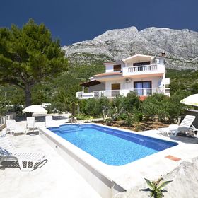 Apartmanok Családok Részére Medencével Baska Voda, Makarska - 12442 Baška Voda