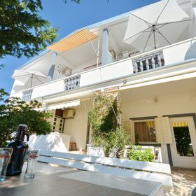 Aurora Apartmani Starigrad