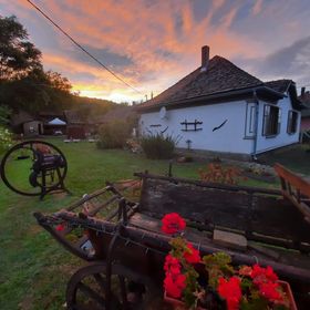 Gomba Parasztház Kölesd