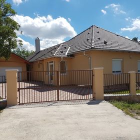 Dzsigolo Apartmant Ajka