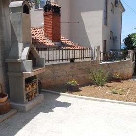 Apartmanok Parkolóhellyel Okrug Gornji, Ciovo - 13859 Okrug Gornji