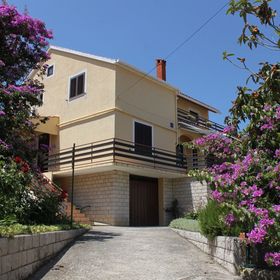 Apartmanok Parkolóhellyel Sali, Dugi Otok - 872 Sali