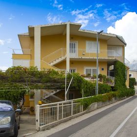 Apartmanok Parkolóhellyel Podgora, Makarska - 12816 Podgora