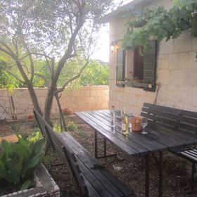 Apartmanok Parkolóhellyel Okrug Donji, Ciovo - 13732 Okrug Donji