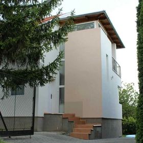 Megálmodta-Lak Apartmanház Balatonfűzfő