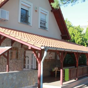 Zöldfa Apartmanház Zamárdi