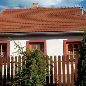 Boglárka Vendégház Letkés