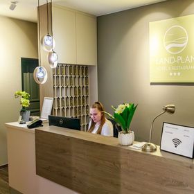 Land Plan Hotel*** & Restaurant Töltéstava