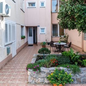 Apartment Bor Malinska