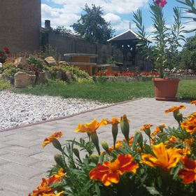 Heni Vendégháza Vadna