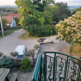 Vagabund Vendégház Etyek