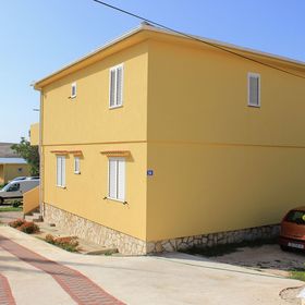 Apartmanok A Tenger Mellett Dinjiska, Pag - 9386 Dinjiška