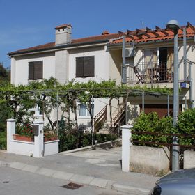 Apartmanok Parkolóhellyel Pula - 7646